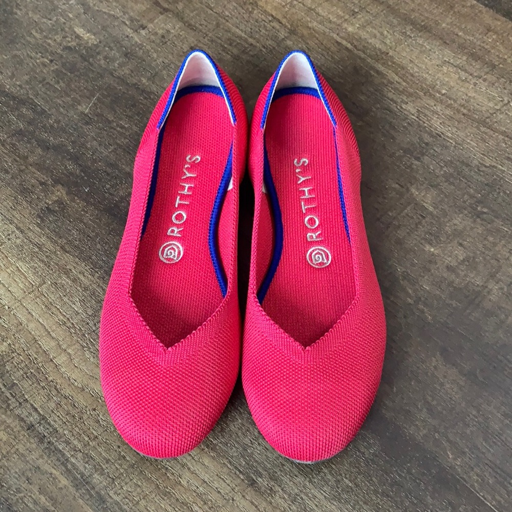 Women’s Hot Pink Rothy’s Rounded Toe Flat